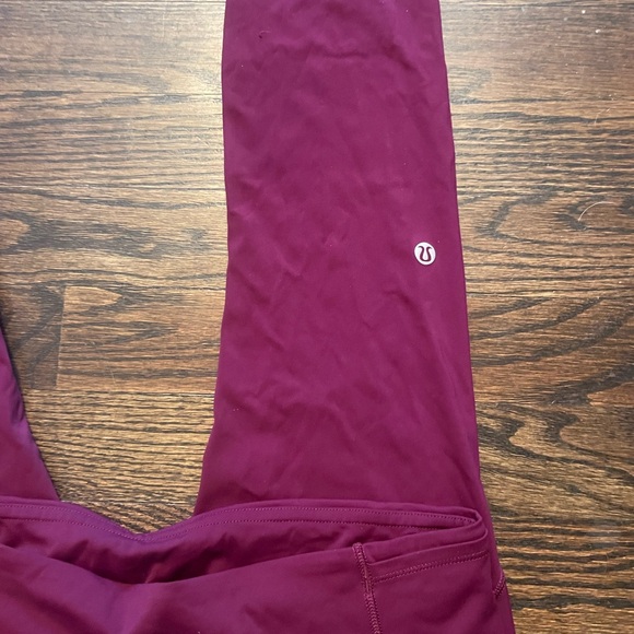 Lululemon Set of Four Leggings in Various Colors - Picture 4 of 9